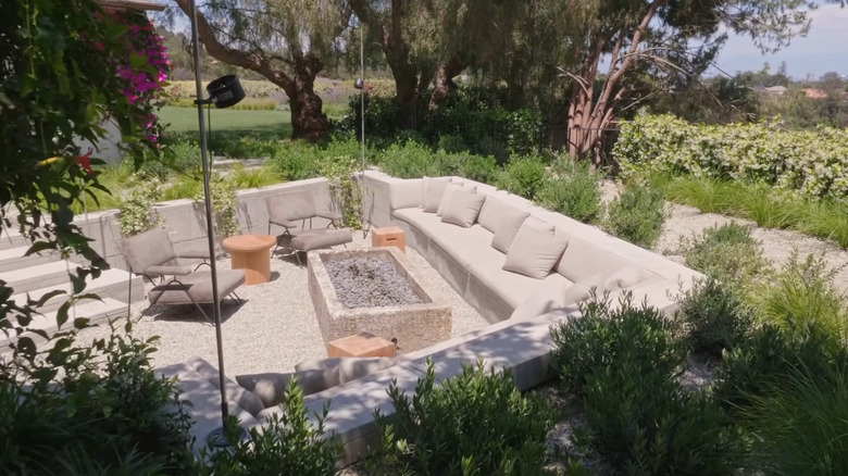 backyard patio with fire pit