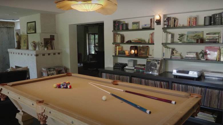 Kirsten Dunst games room