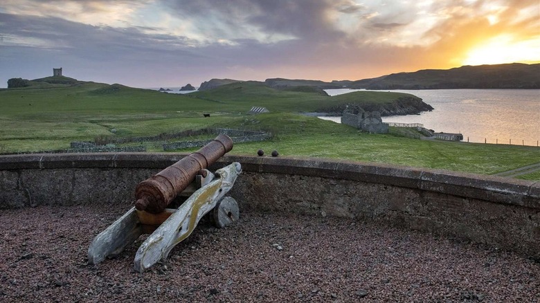 vaila's cannon and coast