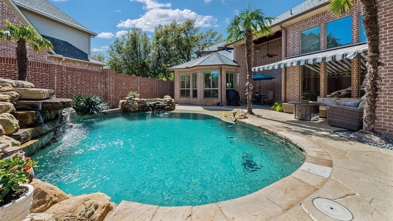 Take A Tour Of Shaquille O #39 Neal #39 s Stunning New Texas Home
