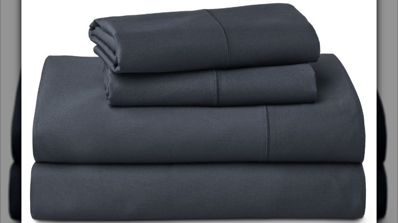 dark gray folded sheet set