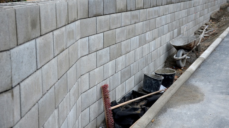 retaining wall drainage