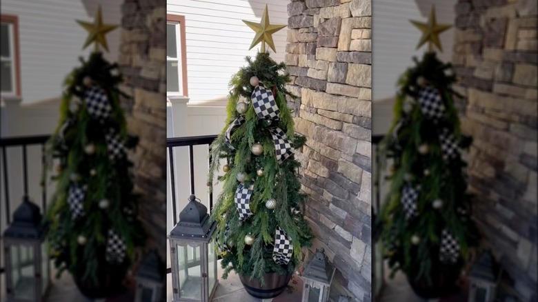 small Christmas tree decor