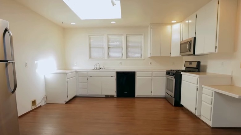 Spacious white kitchen