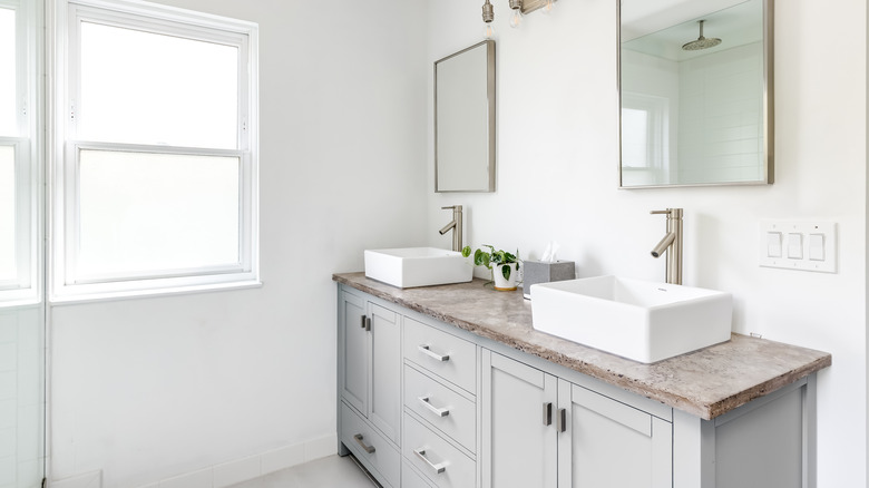 Bathroom with double sink vanity