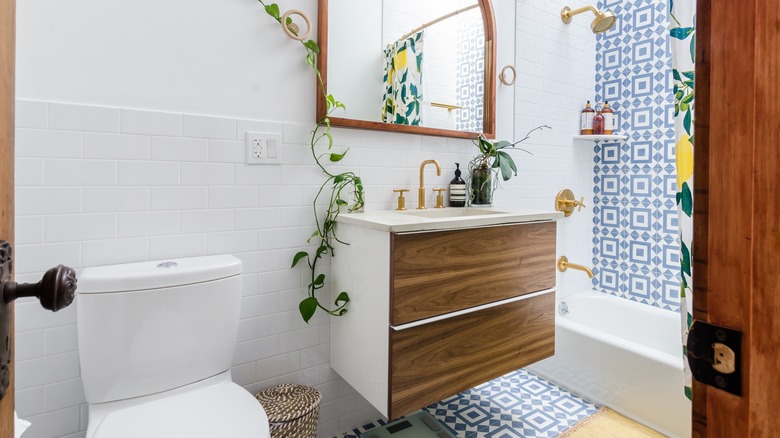 floating bathroom vanity with drawers