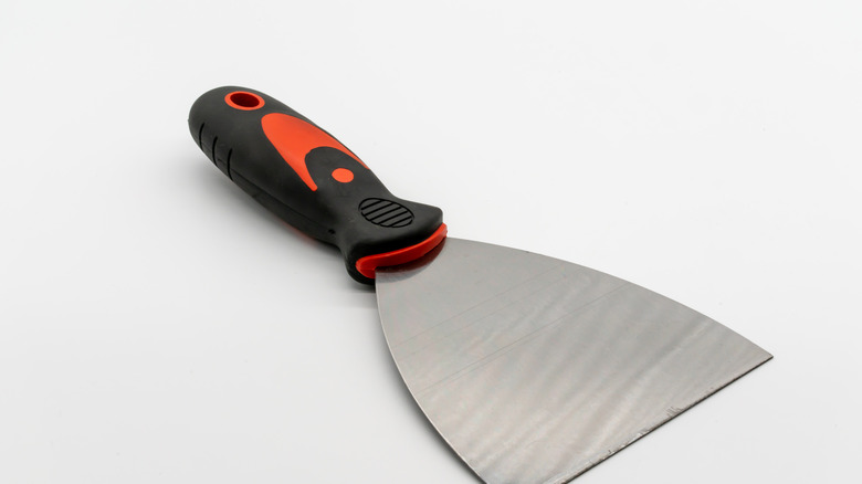 putty knife