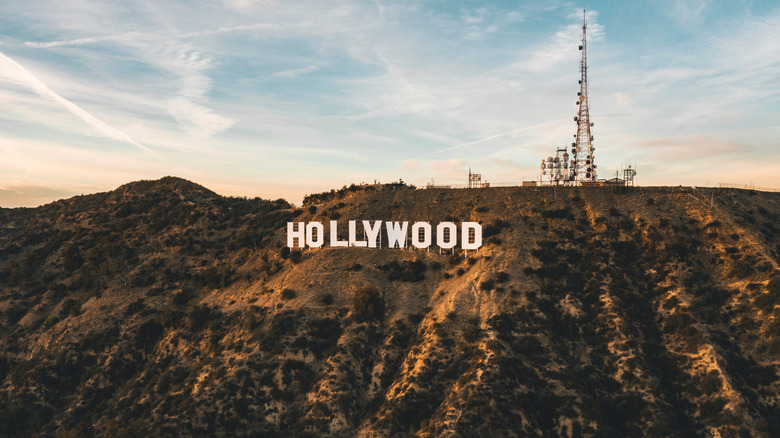 the hollywood sign in california 