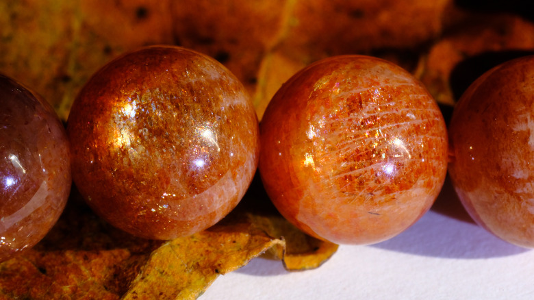 Sunstone spheres