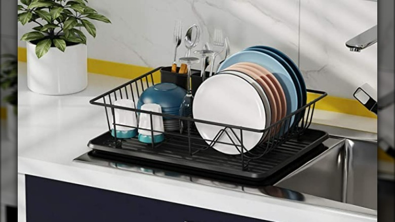 Black metal dish drying rack