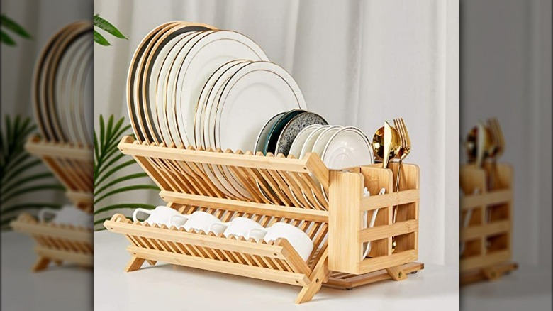 Wood dish drying rack