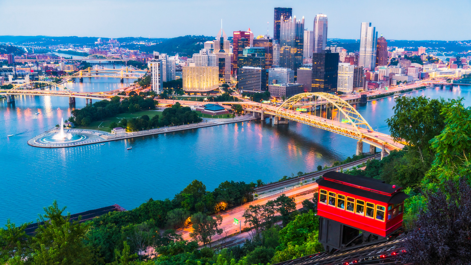Pittsburgh, PA: a city with hills like no other  Pittsburgh neighborhoods,  Pittsburgh skyline, Pittsburgh city