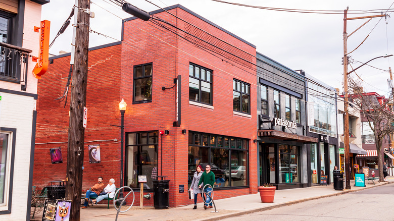 street in shadyside