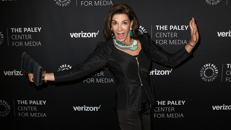 hilary farr dancing and smiling
