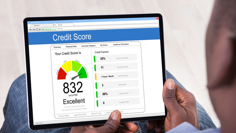 checking credit score on tablet