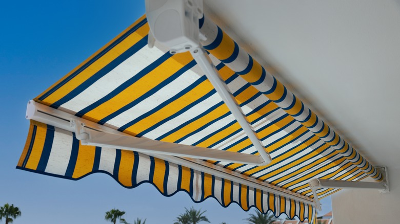 A retractable awning above balcony