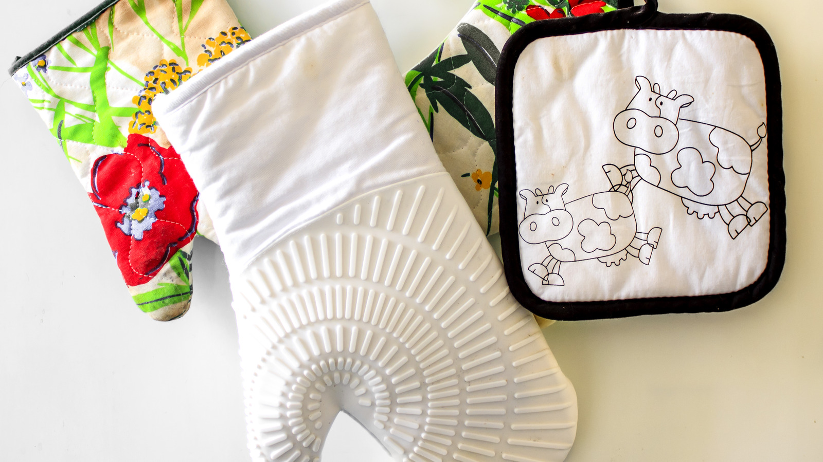 How to Make Crazy Patch Pot Holders - One Hundred Dollars a Month