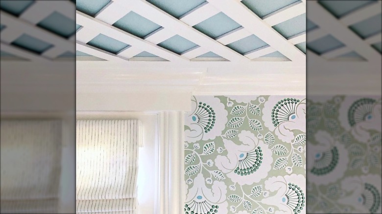 Blue ceiling with white lattice and molding