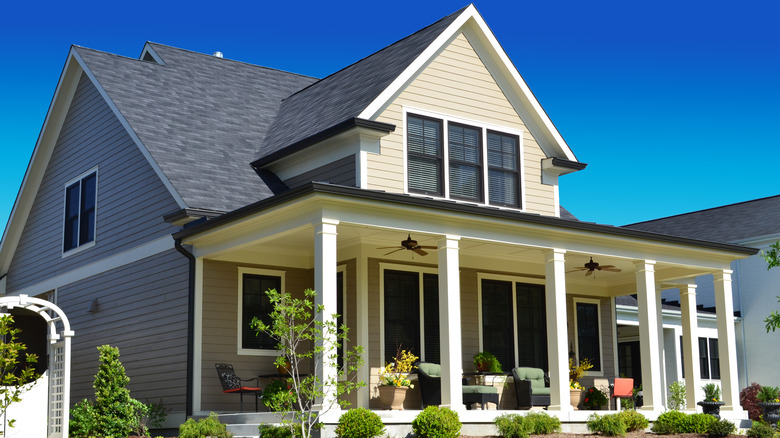 cape cod house with pillars