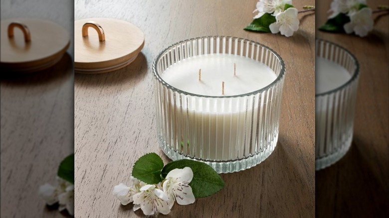 Target candle 