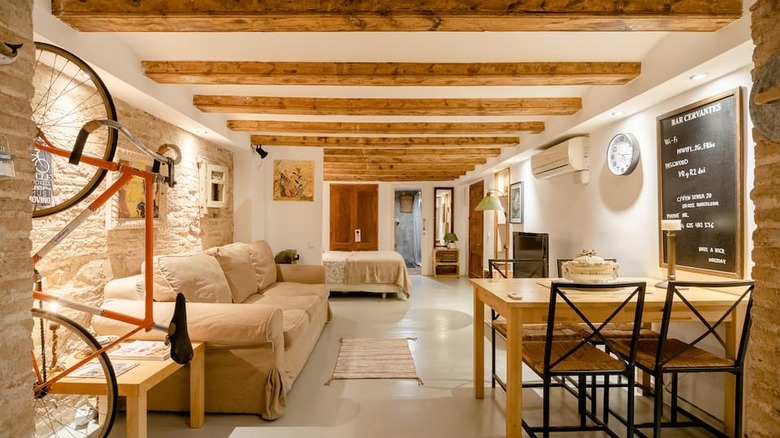 vaulted wood beam ceiling 