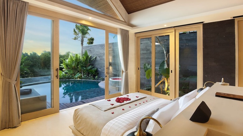 bedroom with private infinity pool