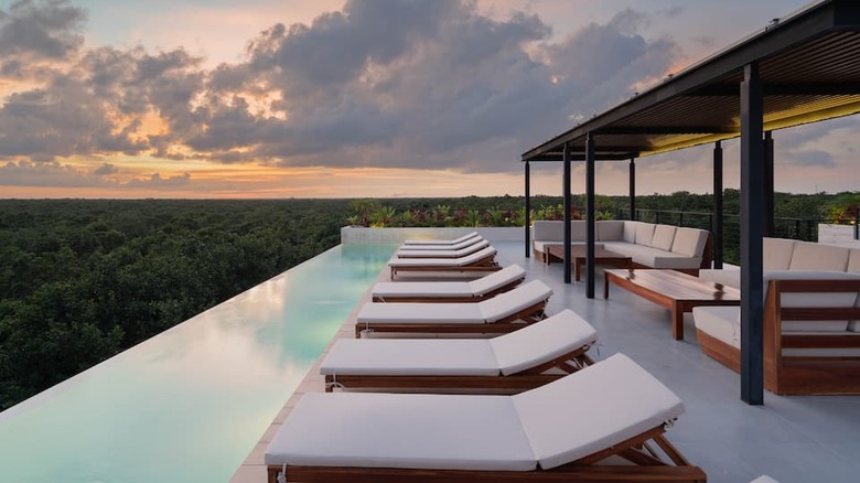 infinity edge pool overlooking jungle