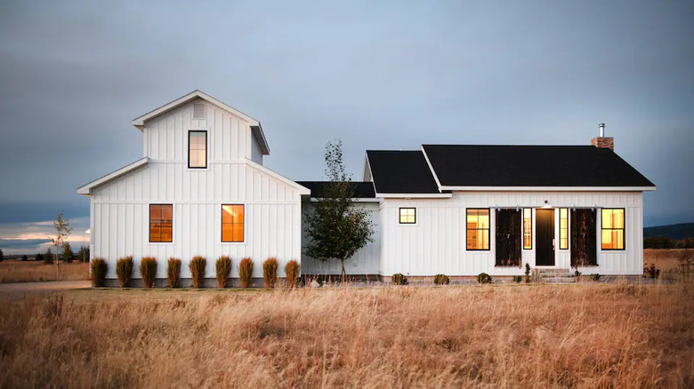 beautiful white modern farmhouse