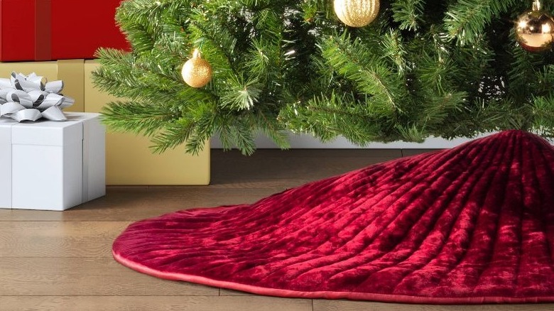 Burgundy pleated velvet tree skirt