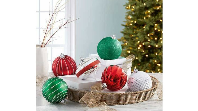 Christmas ornaments in a basket 