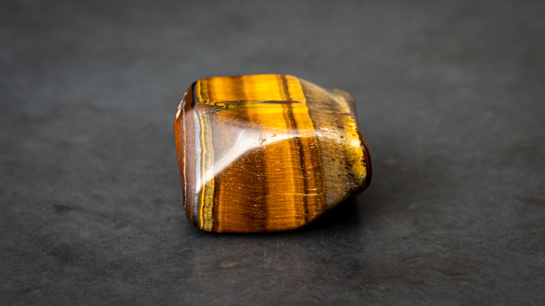 Tiger's eye stone