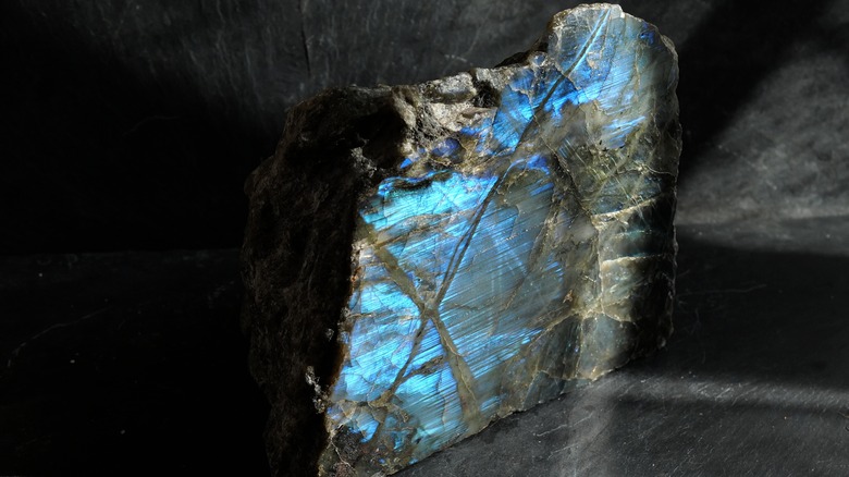 Labradorite stone