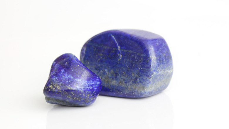 Lapis lazuli stone