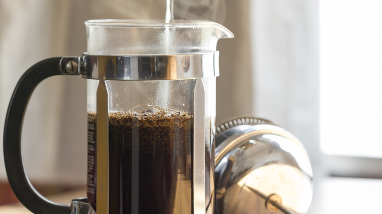 coffee brewing in French press