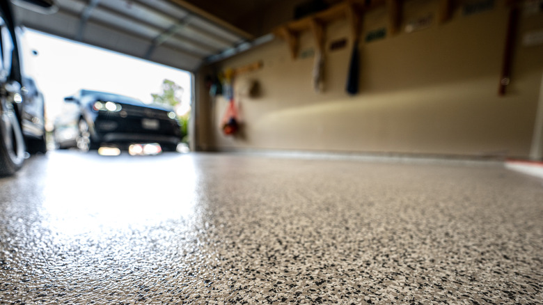 epoxy garage floor