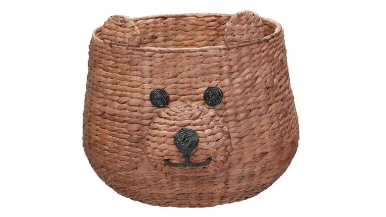 Woven bear basket