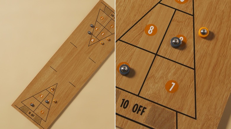 Shuffleboard game