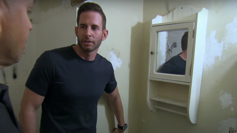 Tarek El Moussa talking on Flipping 101