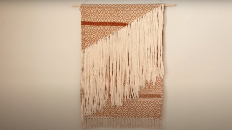 macrame wall hanging with fringe