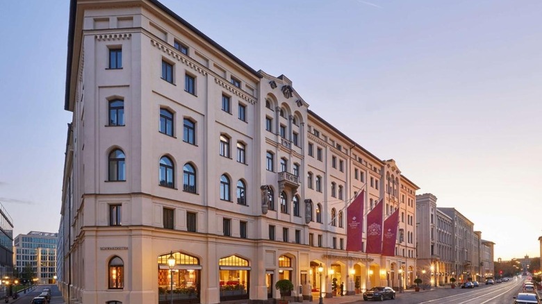 Hotel Vier Jahreszeiten Kempinski in Munich