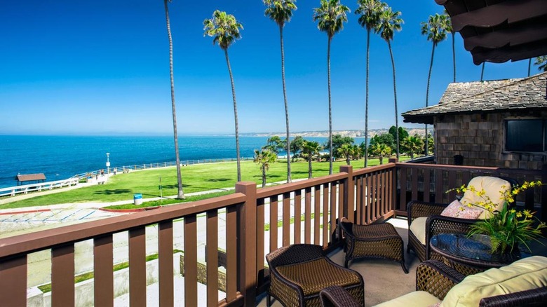 balcony overlooking ocean park