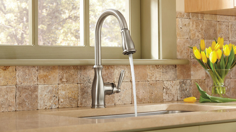 A Moen Brantford faucet in a kitchen