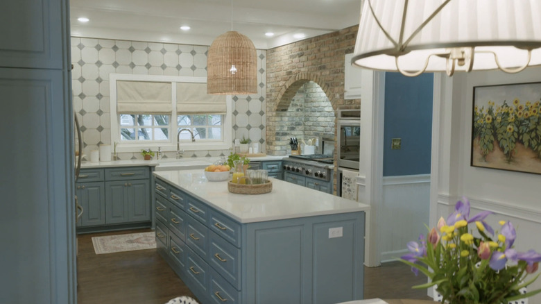 Traditional English country kitchen