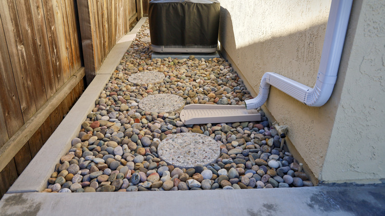 Mexican beach pebbles in a backyard space