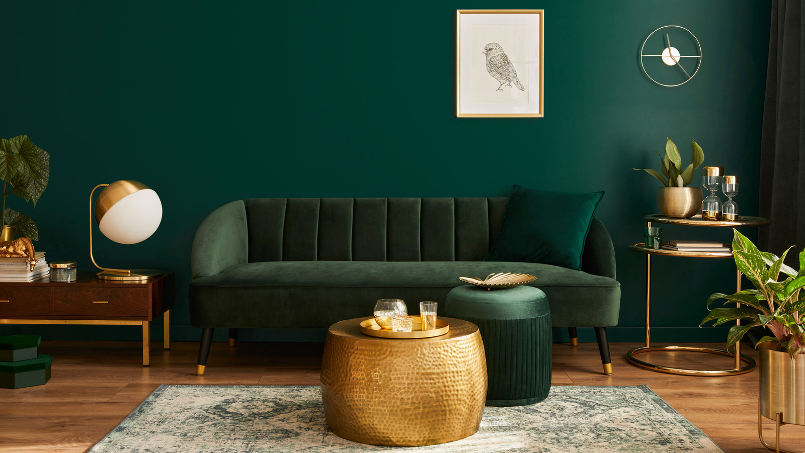 The Best Metallic Gold Paint To Use On Your Furniture