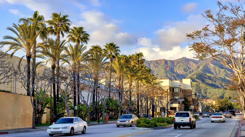 street in downtown Burbank