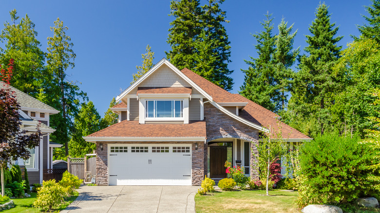 suburban home in Kentfield