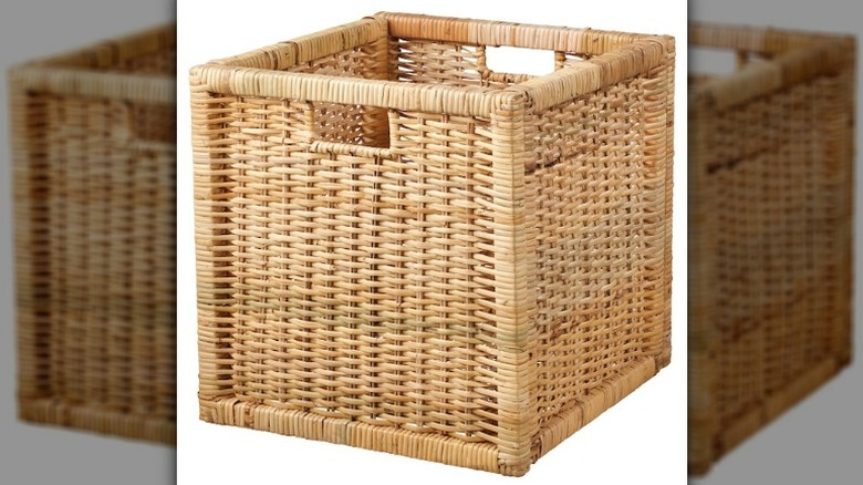 Rattan square basket