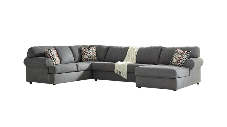 Jayceon 3-Piece Sectional with Chaise