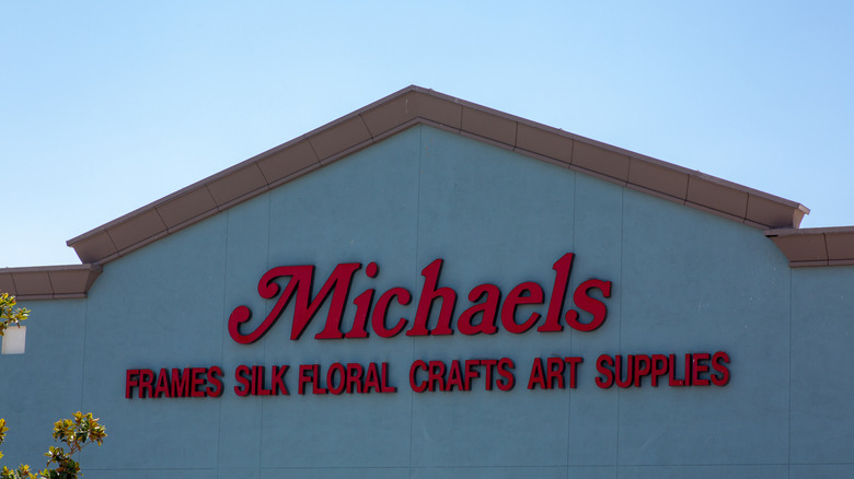 the-best-time-to-shop-the-sales-at-michaels